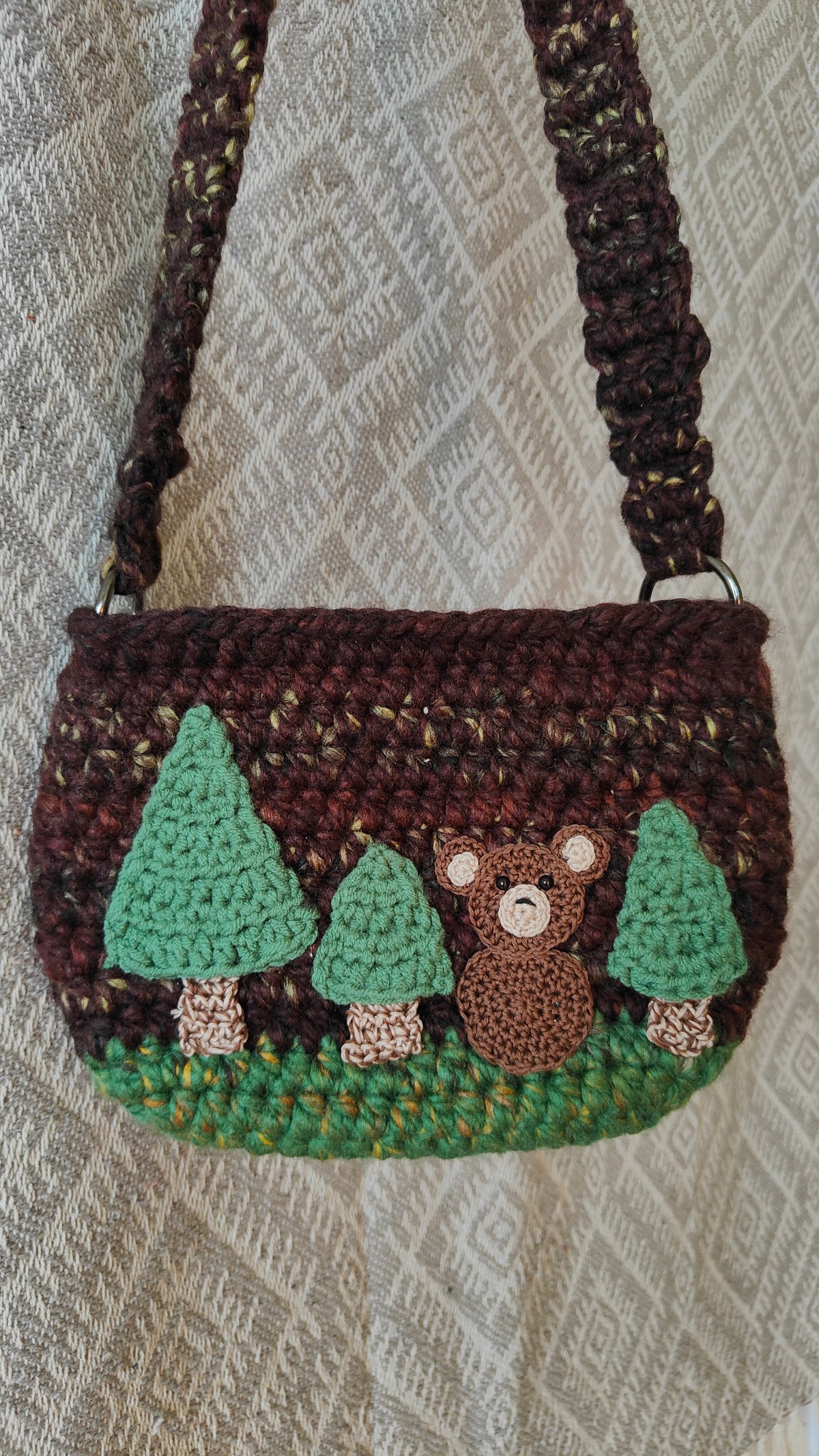 Bear's Pine Sling Bag